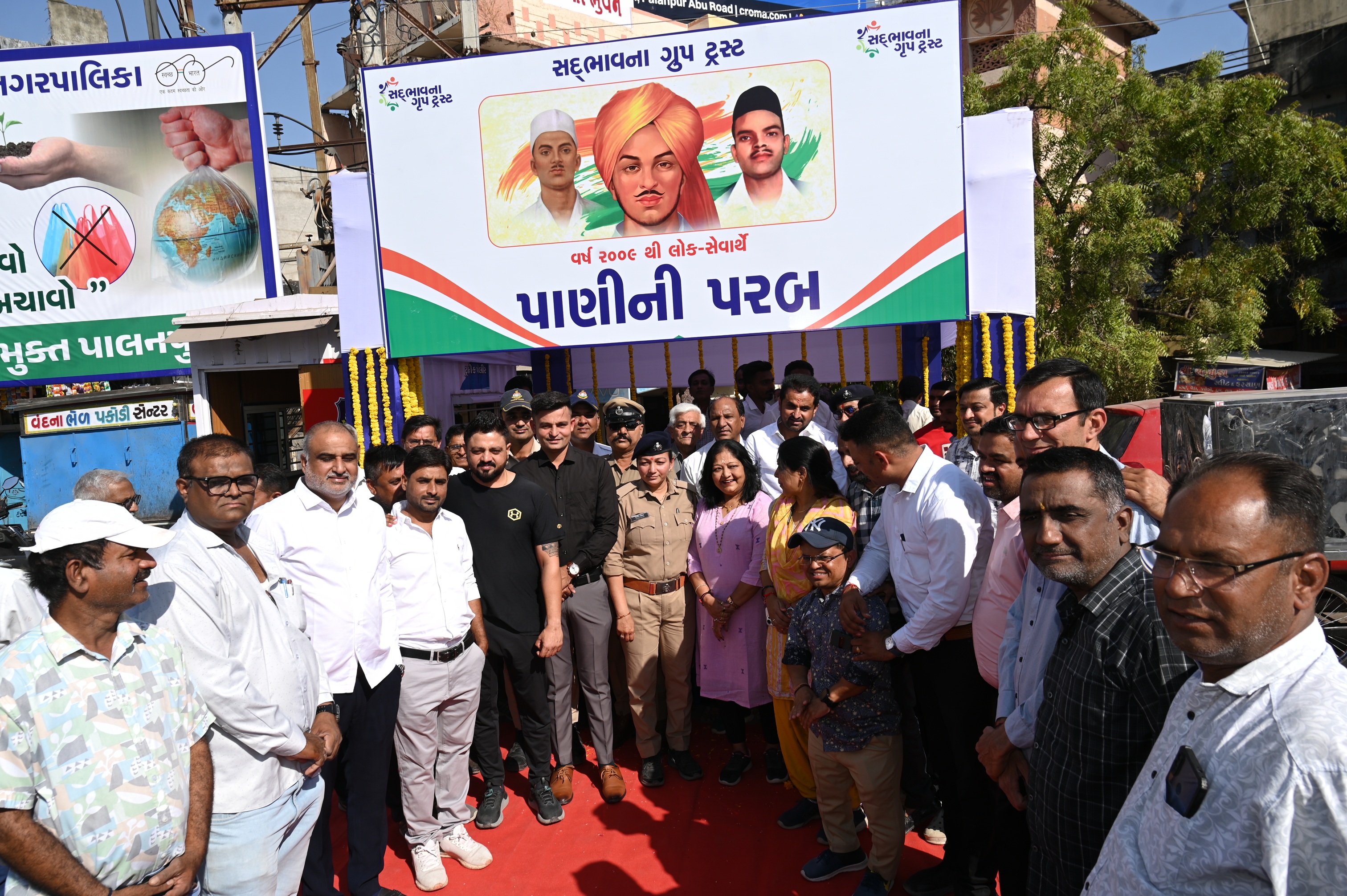 સેવા એ તો આપણી સંસ્કૃતિ જન્મદિવસ એટલે સેવા-દિવસ પાણીની પરબની શરૂઆત.